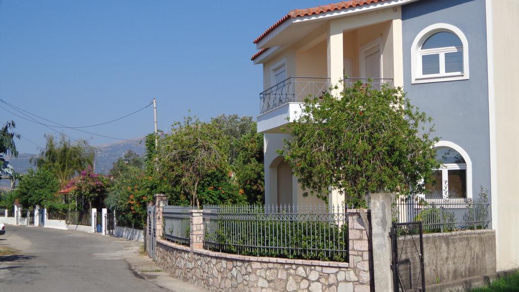 Elen House Villa Chiliadou  Exteriör bild