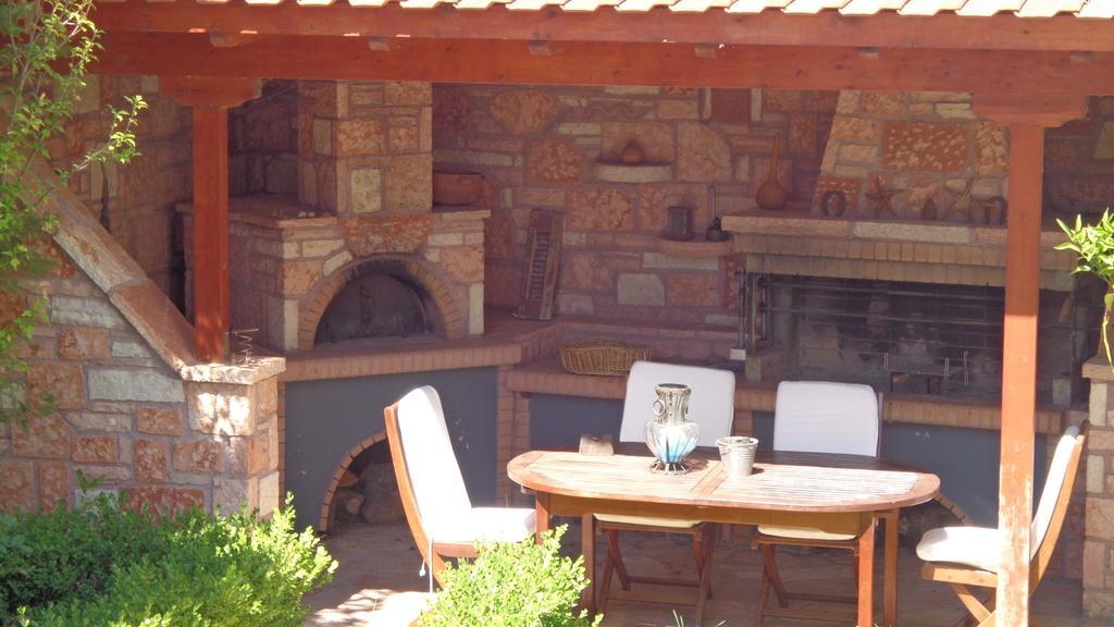Elen House Villa Chiliadou  Exteriör bild