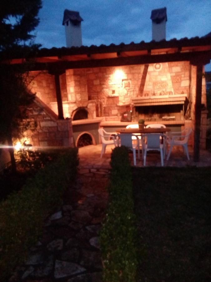 Elen House Villa Chiliadou  Exteriör bild
